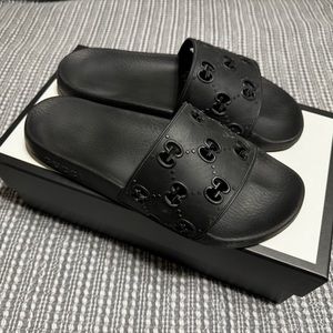 Gucci Rubber Slides